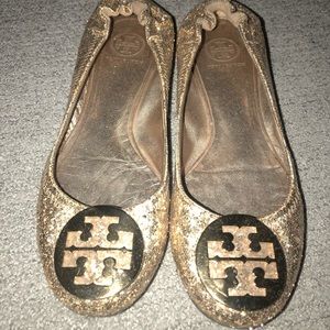 Gold used bailarinas shoes. Limited edition.